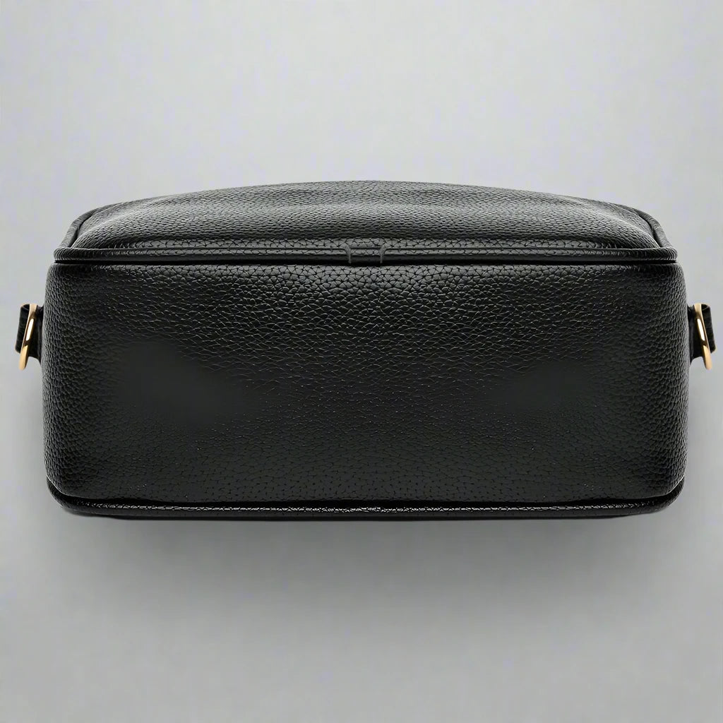 Leather Messenger Bag - A Sleek Choice for Everyday Essentials