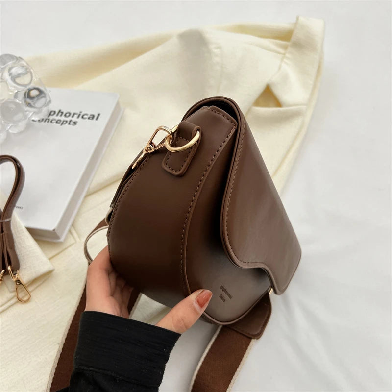 Small Leather Saddle Armpit Bags for Women Summer Chain Shoulder Crossbody Bag Ladies Vintage Underarm Handbags Woman bolsa